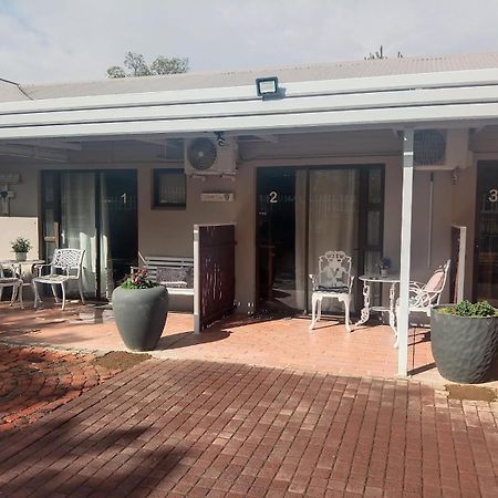 B@Home Bloemfontein Bagian luar foto