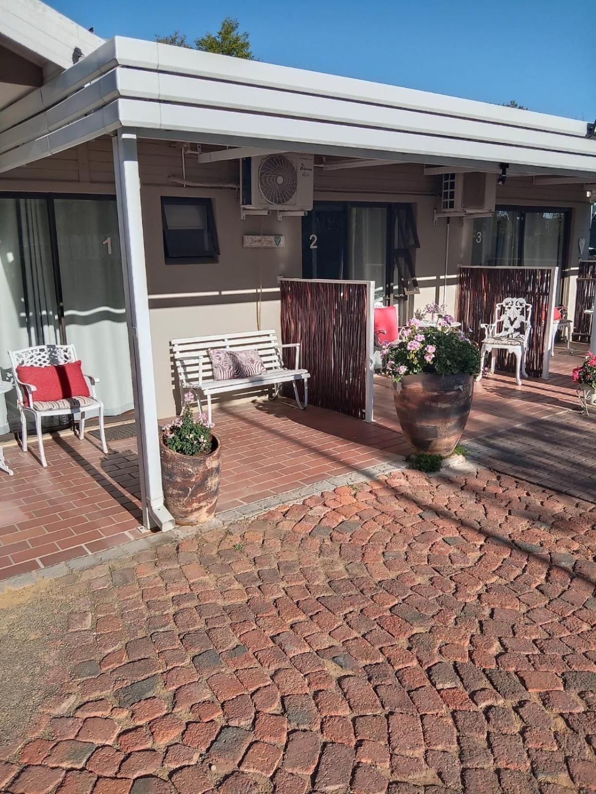 B@Home Bloemfontein Bagian luar foto
