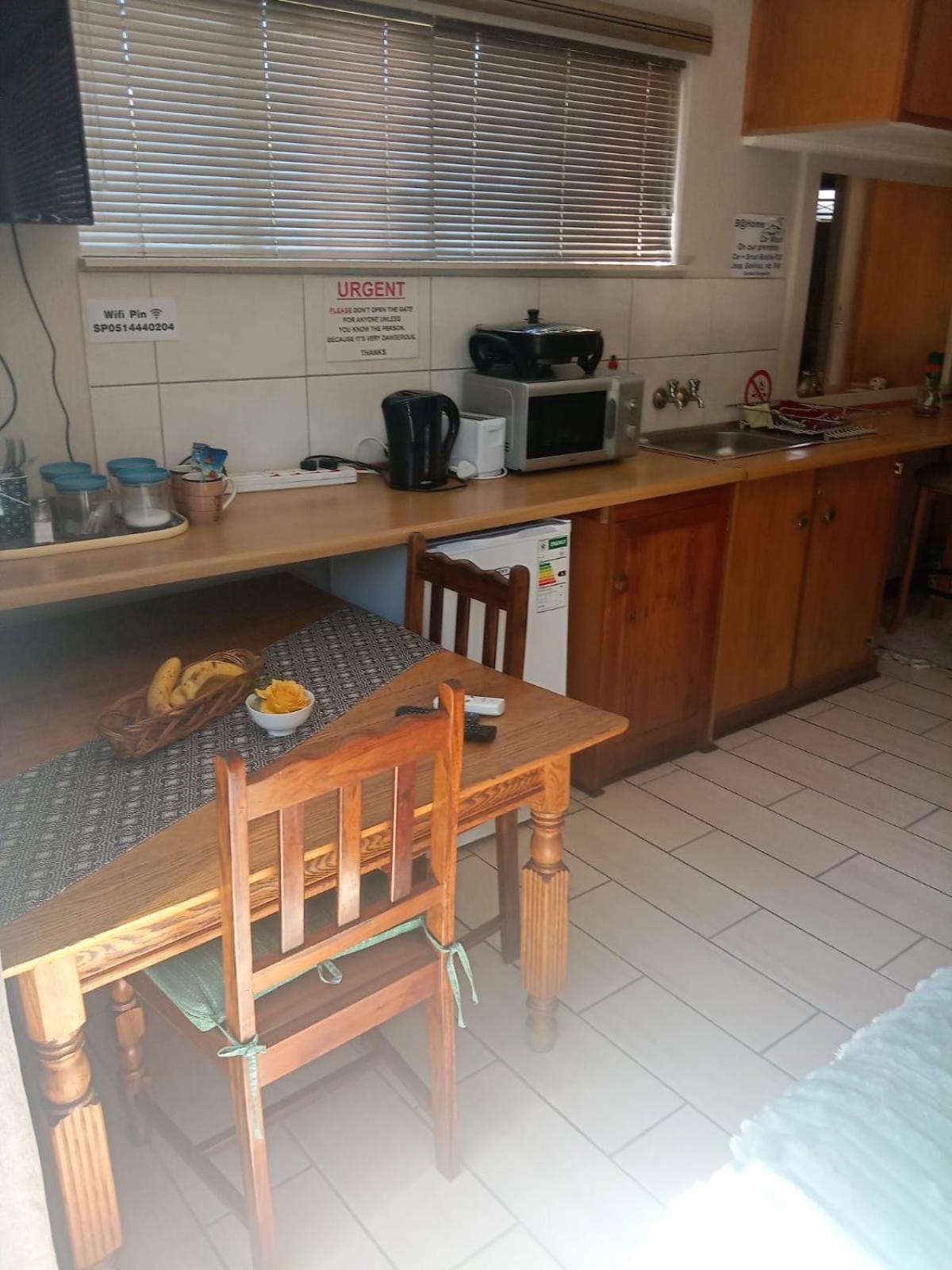 B@Home Bloemfontein Bagian luar foto