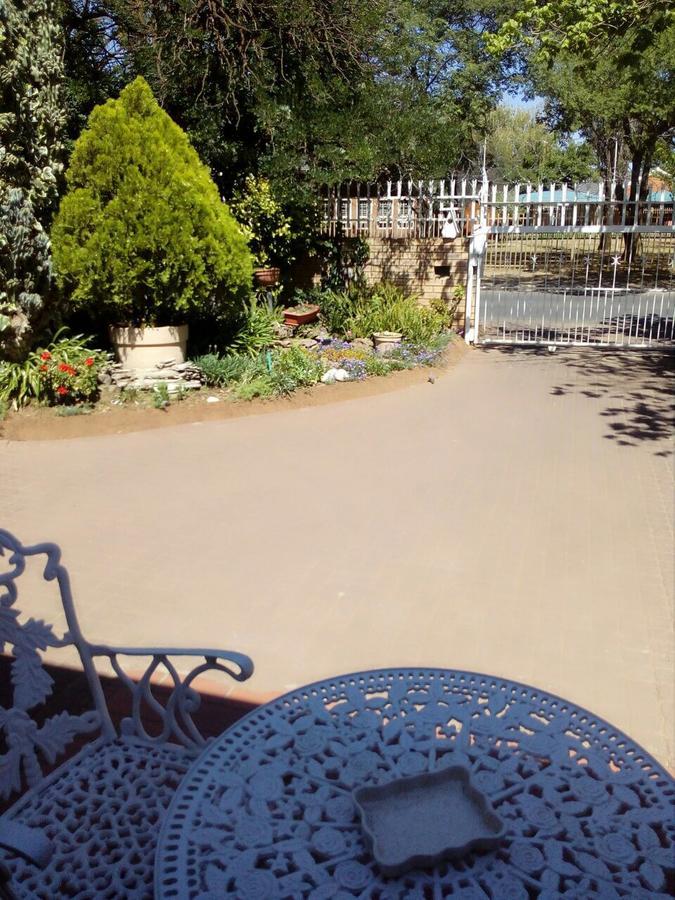 B@Home Bloemfontein Bagian luar foto